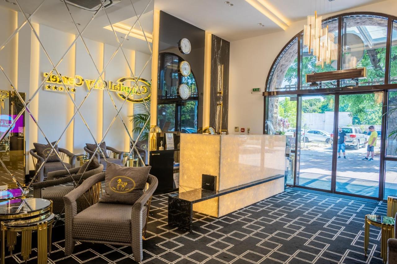 Capital City Center Apart Residence Plovdiv Ngoại thất bức ảnh