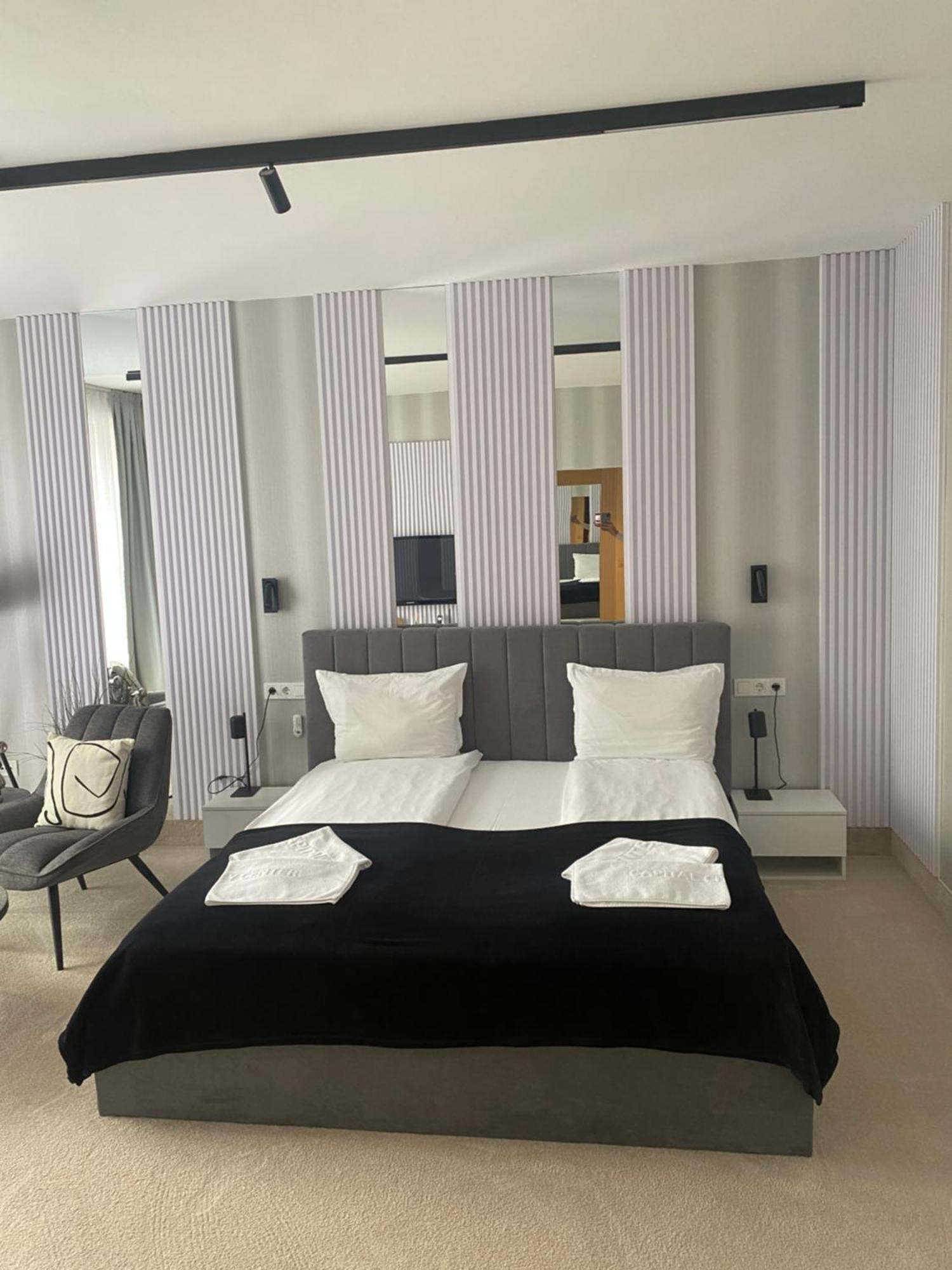 Capital City Center Apart Residence Plovdiv Ngoại thất bức ảnh
