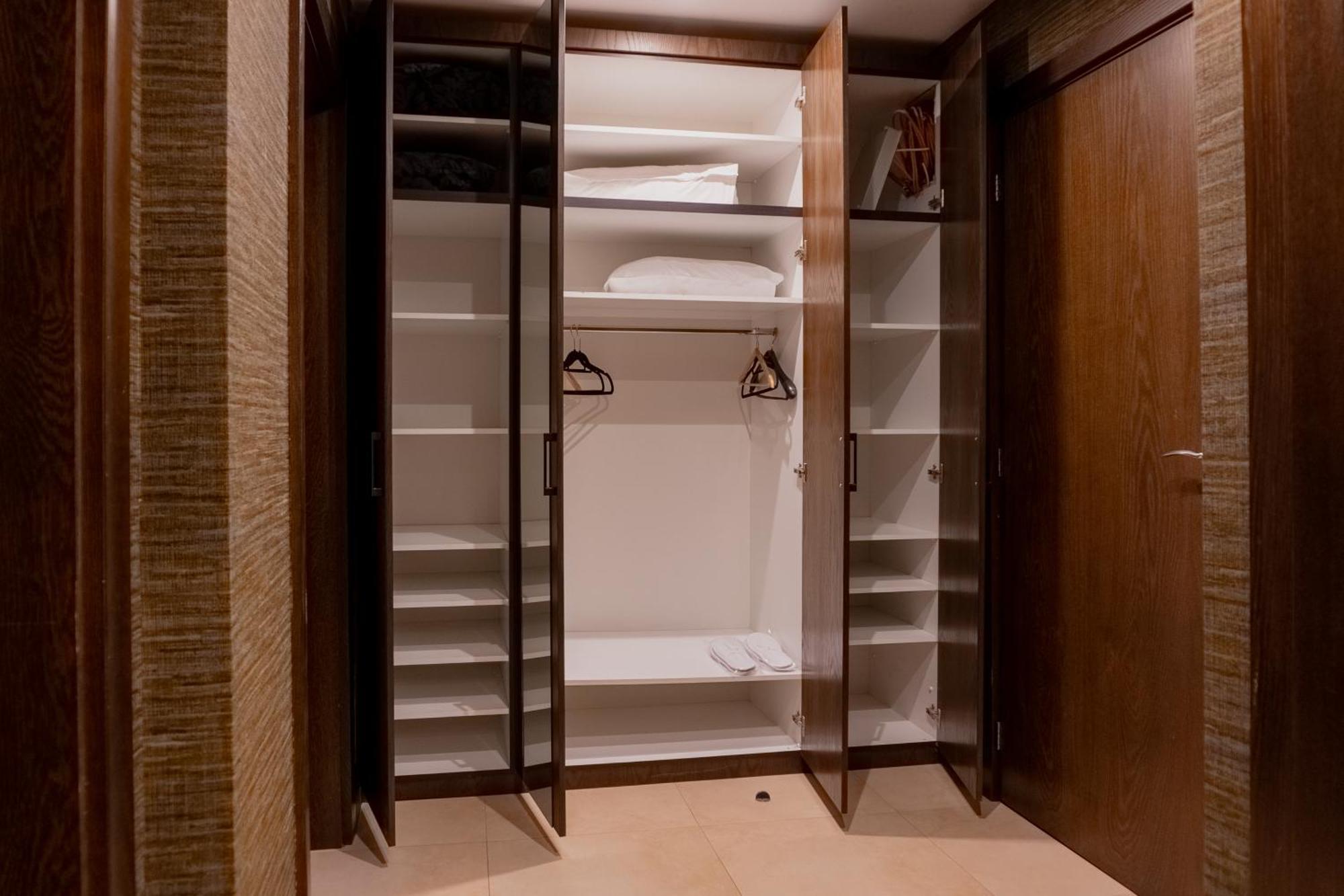 Capital City Center Apart Residence Plovdiv Ngoại thất bức ảnh