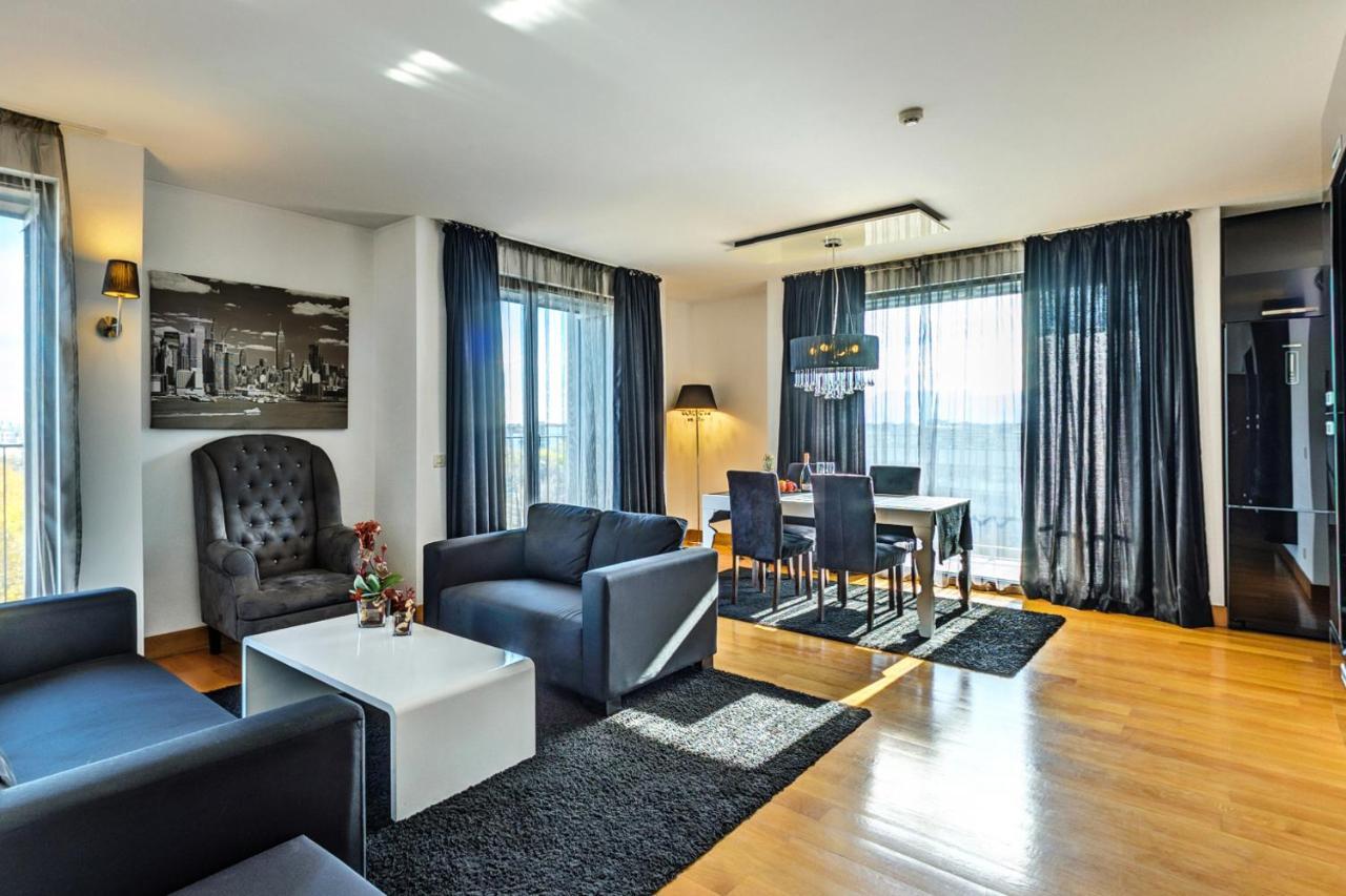 Capital City Center Apart Residence Plovdiv Ngoại thất bức ảnh