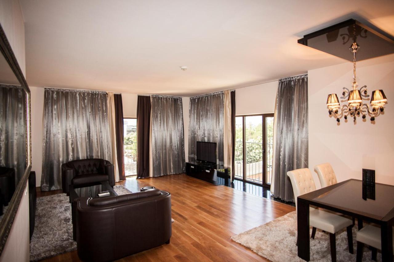 Capital City Center Apart Residence Plovdiv Ngoại thất bức ảnh